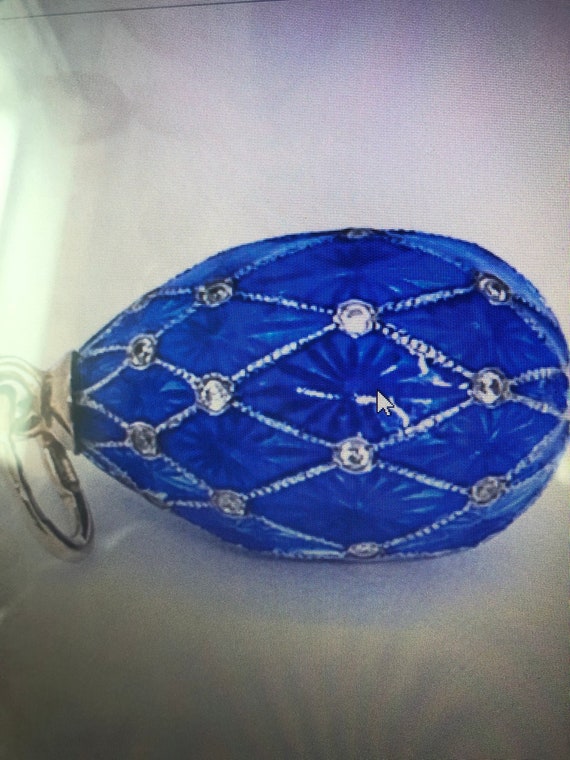 Antique Fabergé Royal Blue egg pendant in diamond… - image 2