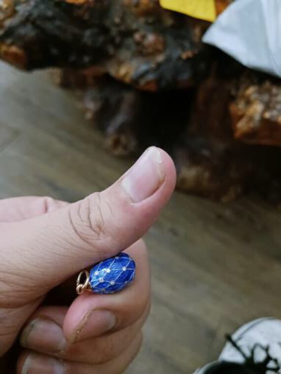 Antique Fabergé Royal Blue egg pendant in diamond… - image 8