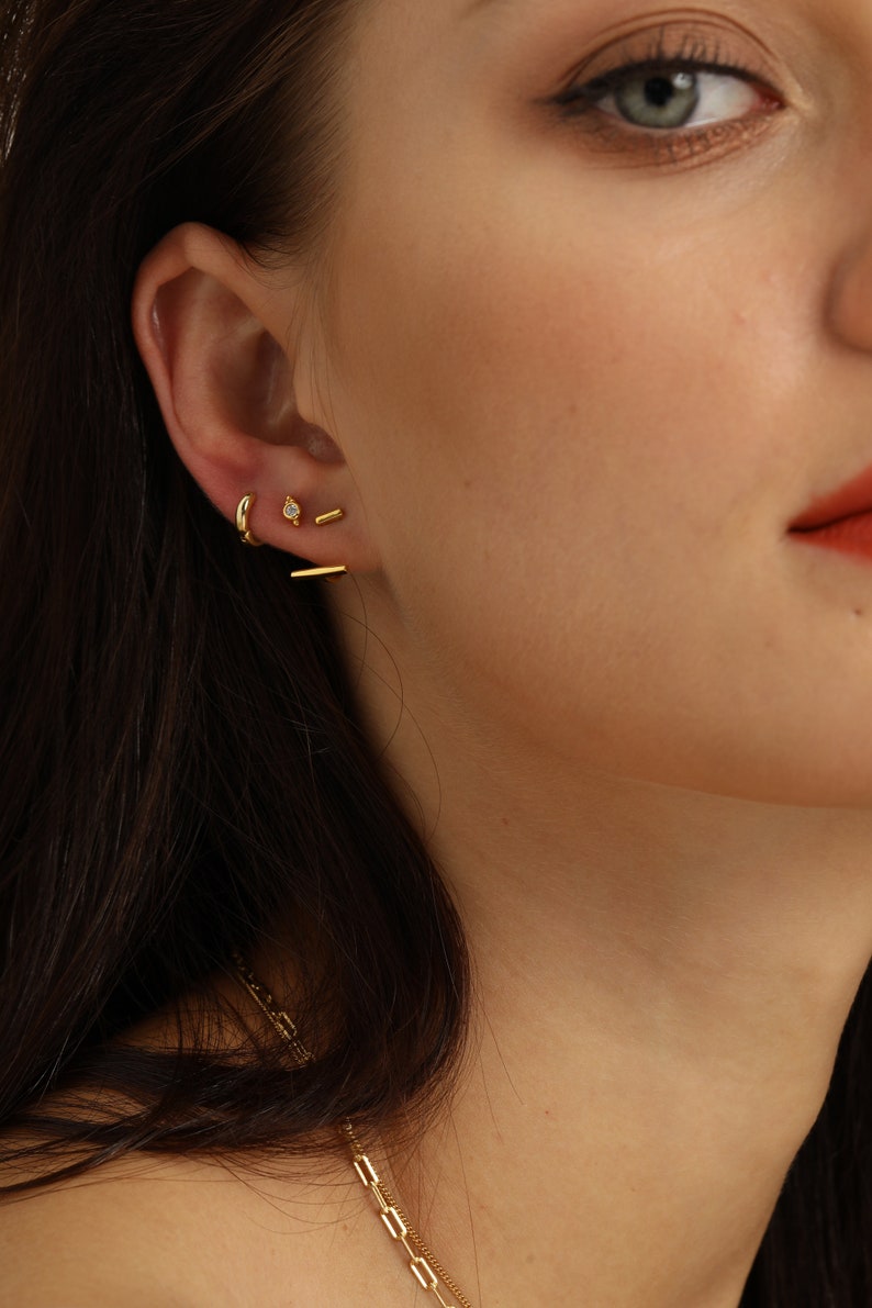 Front back earrings, simple Ear jacket, Gold earrings studs, sterling silver Ear jacket earrings Minimal earring, stud earring gold, minimal imagem 4