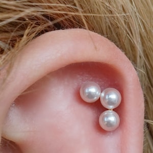 18G Pearl Cluster Stud Earrings, Conch Earrings, Natural Pearl Earrings, Bridal Gifts, Cartilage Stud, Helix Earring, Screw Back, Tragus image 9