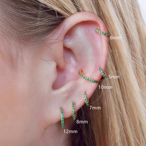 Emerald Green Hoop Earrings, Minimalist Huggie Hoop, Cartilage Piercing Hoop, Upper Helix Ring, Tragus Piercing, Christmas Gift, Dainty Hoop