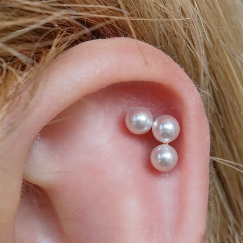 18G Pearl Cluster Stud Earrings, Conch Earrings, Natural Pearl Earrings, Bridal Gifts, Cartilage Stud, Helix Earring, Screw Back, Tragus image 2