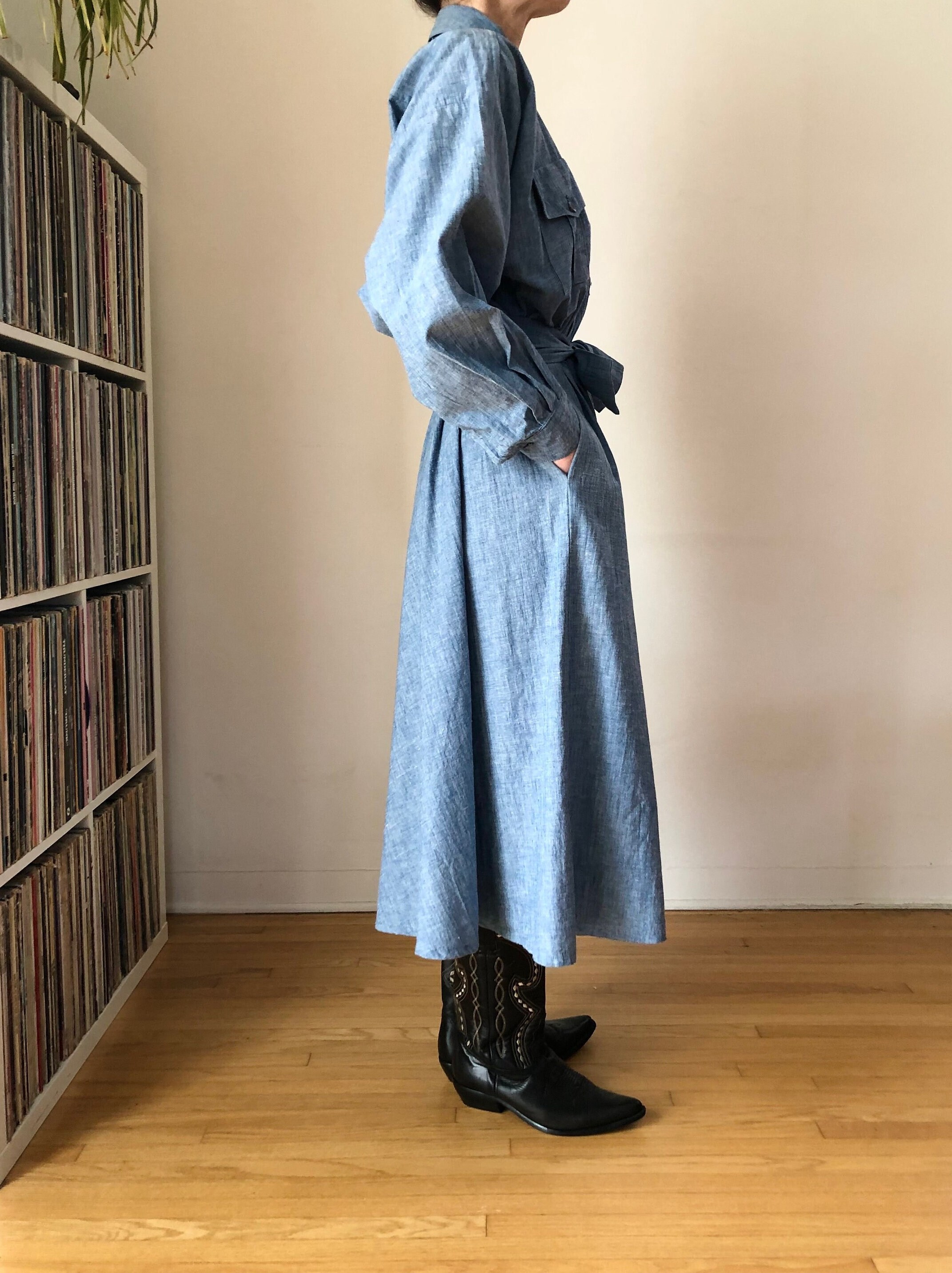 ワンピース Lace Trimmed Chambray Dress Vintage Girls Blue Chambray Dress With Eyelet Lace Trimmed