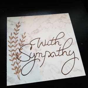 carte de sympathie - feuilles sur marbre
