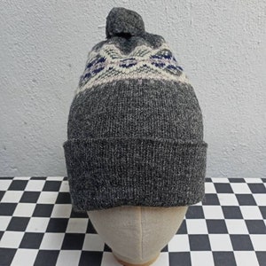 Vintage Shetland Wool Beanie Hat: Gray Pom Pom Snow Cap
