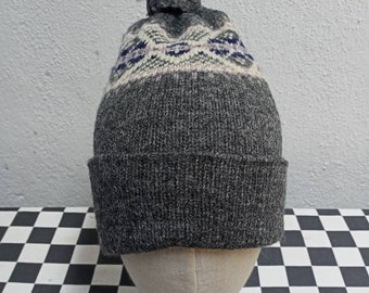 Bonnet vintage en laine shetland à pompon : gris hiver ski snowboard