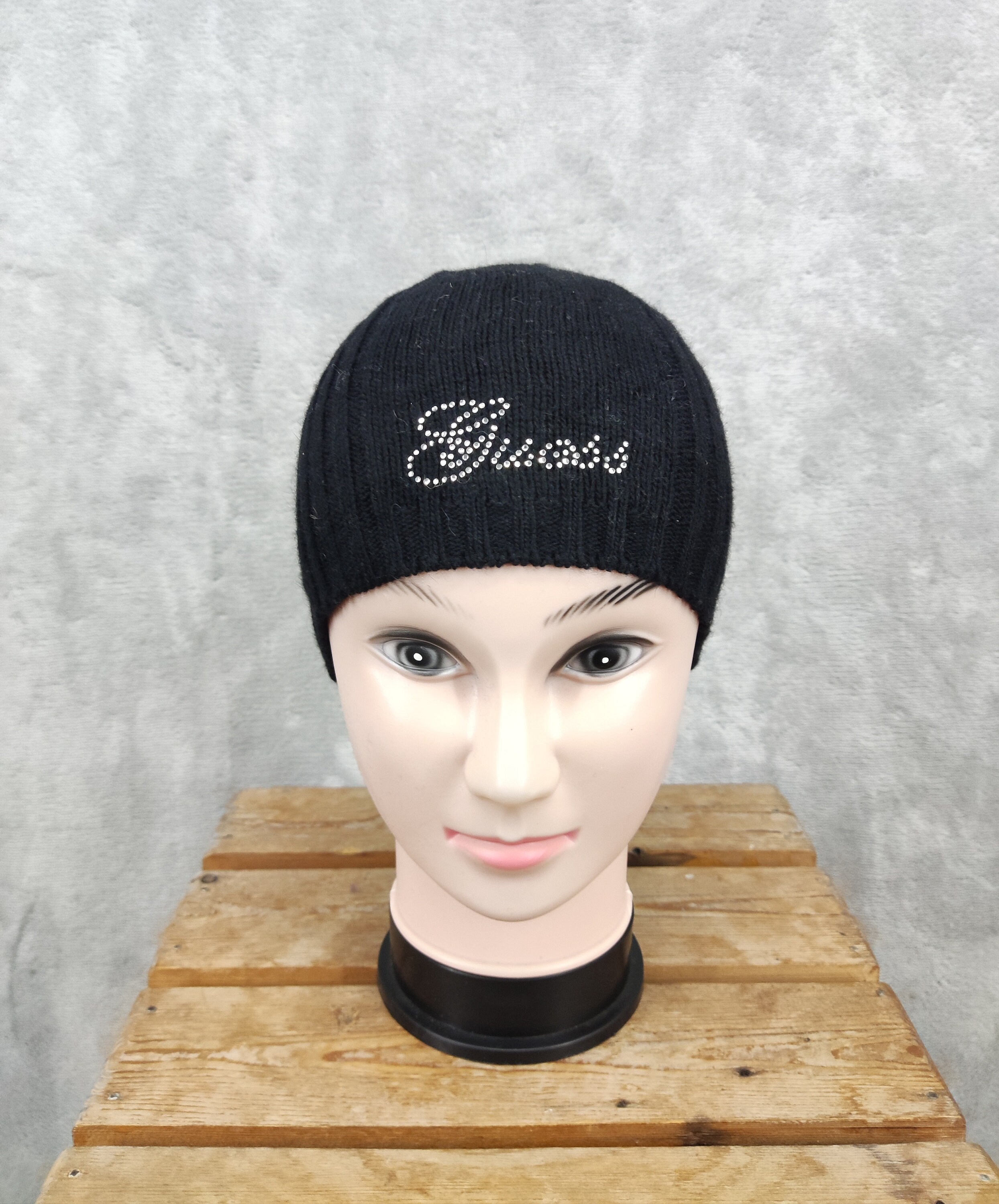 Hat Vintage Italy Beanie - Etsy Ireland display picture 1