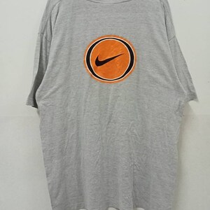 Vintage Nike Grey T-Shirt Nike Swoosh Retro 90's Streetwear Size M image 2