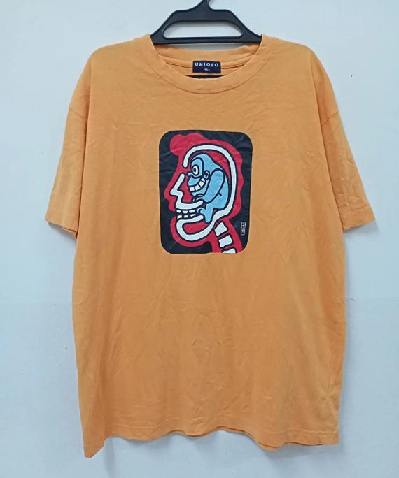 Uniqlo, Vintage P. McNeil Pop Art By Uniqlo T-shirt / Mambo Artist / Surfing Fashion / Graphic Tee / Size L