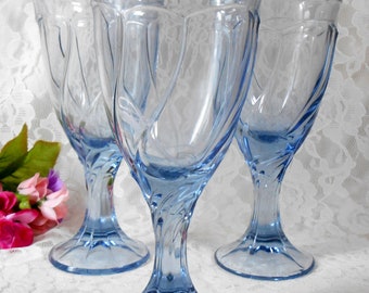 Vintage Goblets Noritake Sweet Swirl Pattern in Light Blue, Wine or Water Glasses Glassware, Set of 3, Retro Barware Stemware