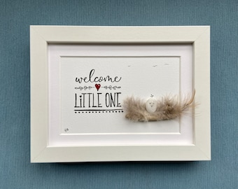 Pebble driftwood picture &quot;Welcome little one&quot;