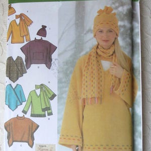 Simplicity 4782 Loose Fitting Pullover Top, Poncho with Variations, Scarf & Hat Fleece Sewing Pattern Size AA XS-Sm-Med 6-16 OOP