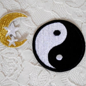 Iron On Applique Patches Crescent 1&quot; Gold Moon and White Stars & I Ching 2&quot; Diameter Symbol Yin Yang Embroidery Fabric Crafts