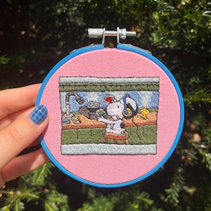 Snoopy con casetes: bastidor de bordado a mano/decoración de pared