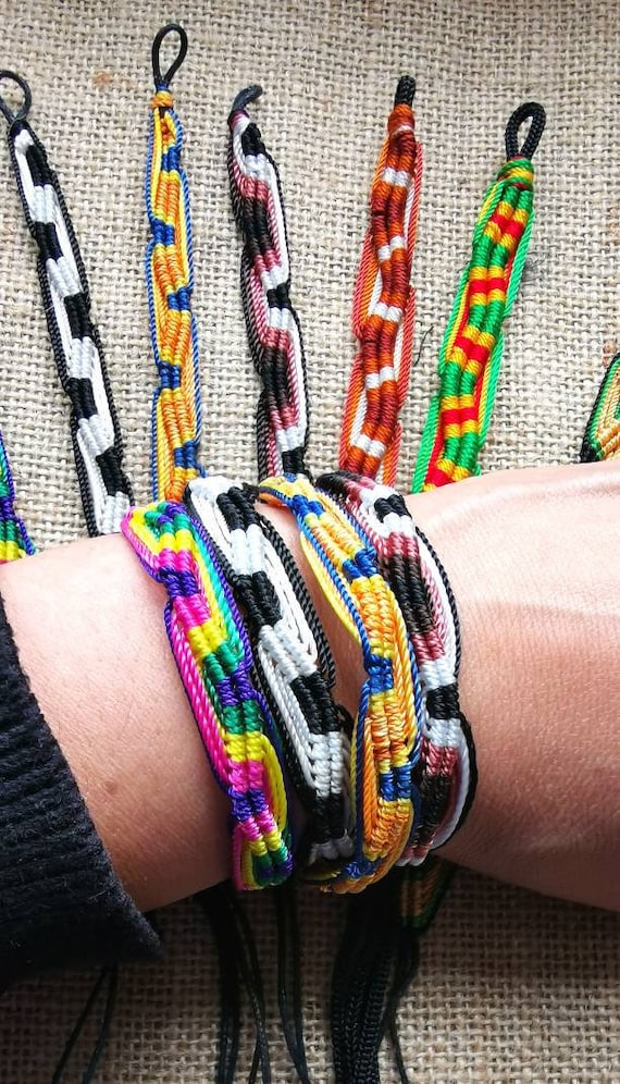 Set of 100, Mexican Friendship Bracelet, Macrame Bracelet, Handmade Friendship  Bracelets, Party Favors, Rainbow Bracelets 