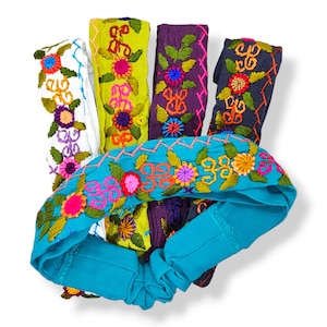 Handmade Guatemalan Cotton Headband: Embroidered Floral Boho Bandana