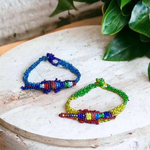 Fringed Friendship Bracelets | Tomato Superstar