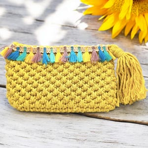 Handgemachter gehäkelter kleiner Geldbeutel aus Baumwolle mit Quasten - Gelber Geldbeutel, Münzbeutel, Kreditkartenhalter, Einzigartiges Geschenk für Sie, 13cmX8cm
