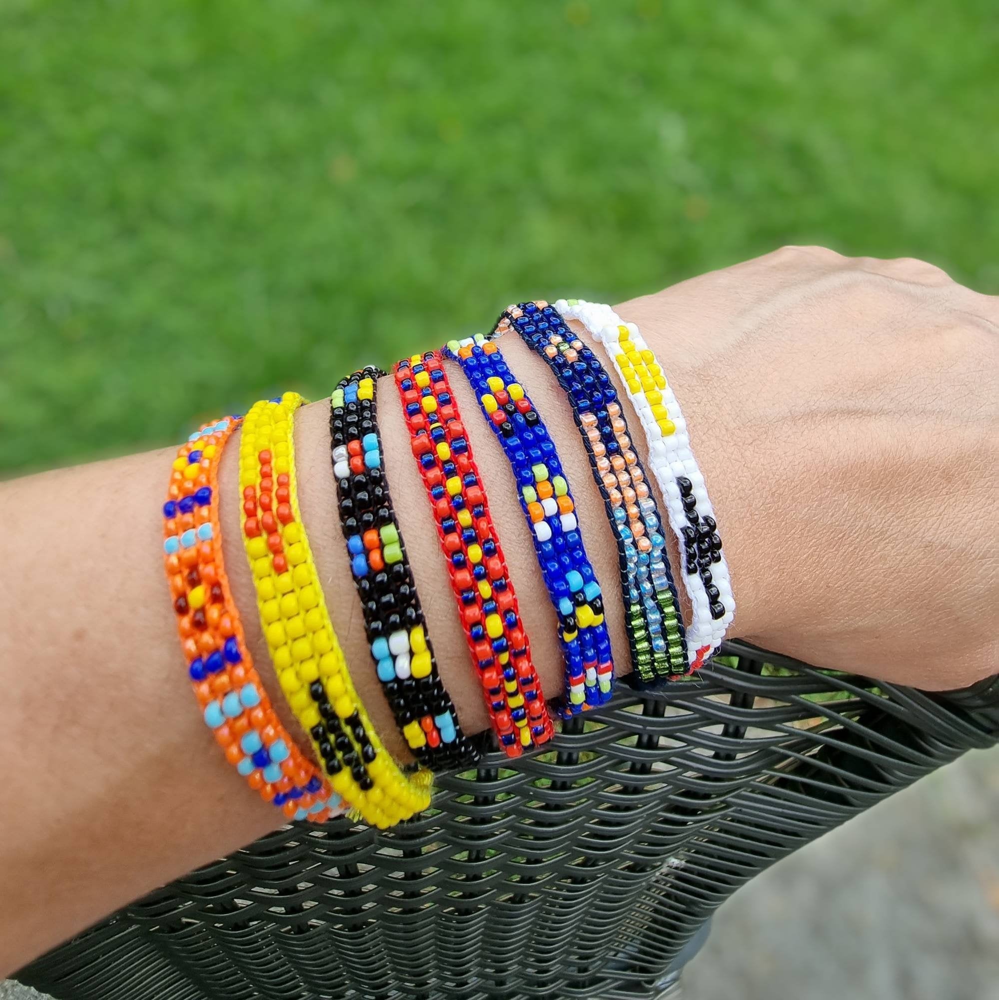 Friendship Bracelets-Seed Beads Bracelet-Hand beaded-Best Friend gift-Pattern Bracelet-Thin Bracelet-Tie on Bracelet-Bohemian-Gift-Tribal