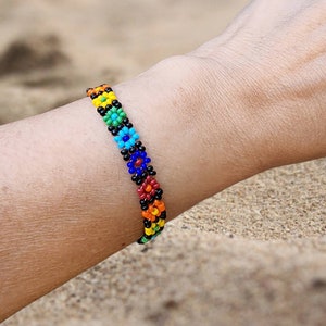 Daisy Chain Beaded Bracelet | Rainbow Colour Bracelet | Floral Wristband | Adjustable | Mexican Bracelet | Women Girls Jewellery Gifts |