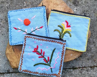 Large Coin Purse-  Floral Design- Embroidered Coin Purse- Boho Chic Coin Bag- Zippered Purse- Hippie Pouch- Ethnic purse- Credit card Holder