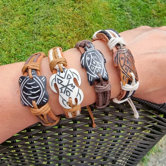 Turtle Leather Bracelet, Men's & Boys Bracelet, Cow Bone Bracelet, Carved Bone Turtle Bracelet, Sea Turtle Design, Animal Jewelry, Boho Chic