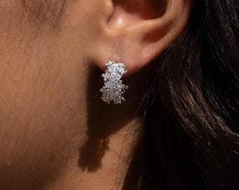 Pendientes de aro finos de acero inoxidable adornados con circonitas / Pendientes brillantes para mujer