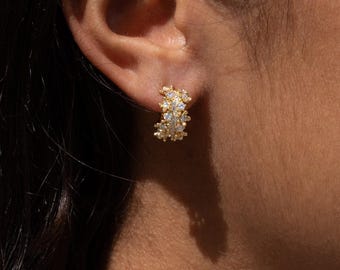 Pendientes de aro finos de acero inoxidable adornados con circonitas / Pendientes brillantes para mujer