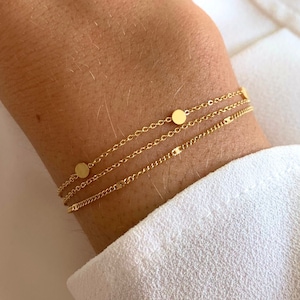 Women&#39;s stainless steel triple row fine chain bracelet