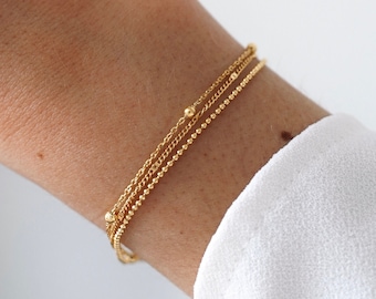 Women's triple-strand bracelet with a fine chain / Gift for women / Stainless steel bracelet