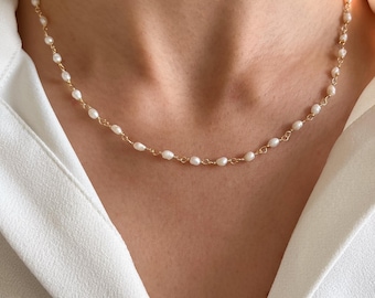 Freshwater pearl necklace with white mother-of-pearl / Women's necklace with stainless steel white pearl chain