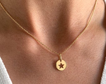 Gold plated necklace round star medal pendant / Women's gold plated chain necklace