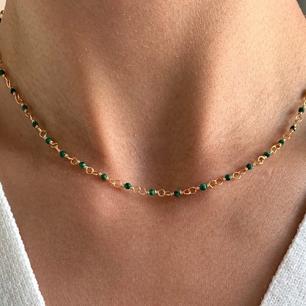 Malachit-Naturstein-Halskette / Damen-Halskette mit Edelstahl-Perlenkette