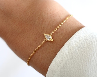 Bracelet femme plaqué or goutte zircon brilliant effet diamant chaine fine / Bracelet fin minimaliste