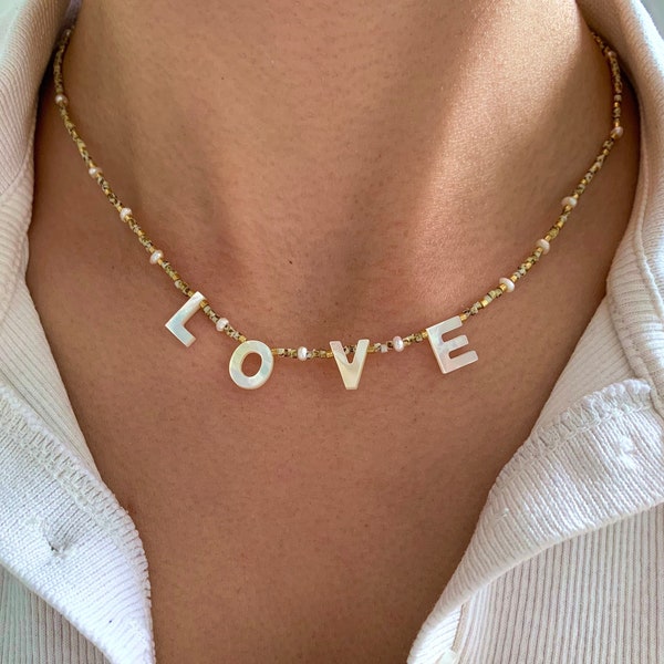 Collier pierre naturelle LOVE nacre / Collier femme perles pendentif rond acier inoxydable