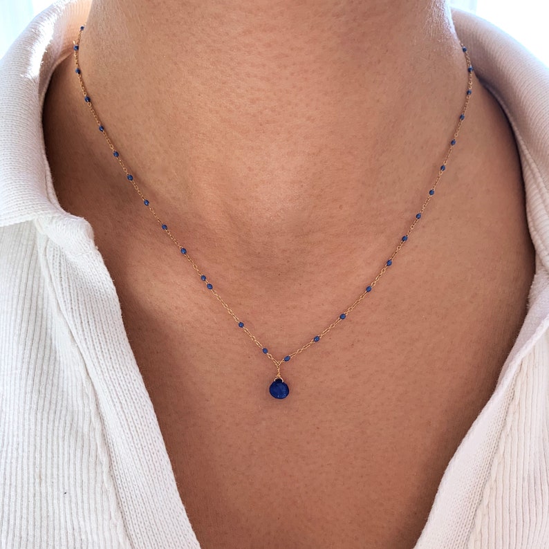 Stainless steel necklace with green Agate stone drop pendant / Minimalist women's chain necklace Bleu foncé