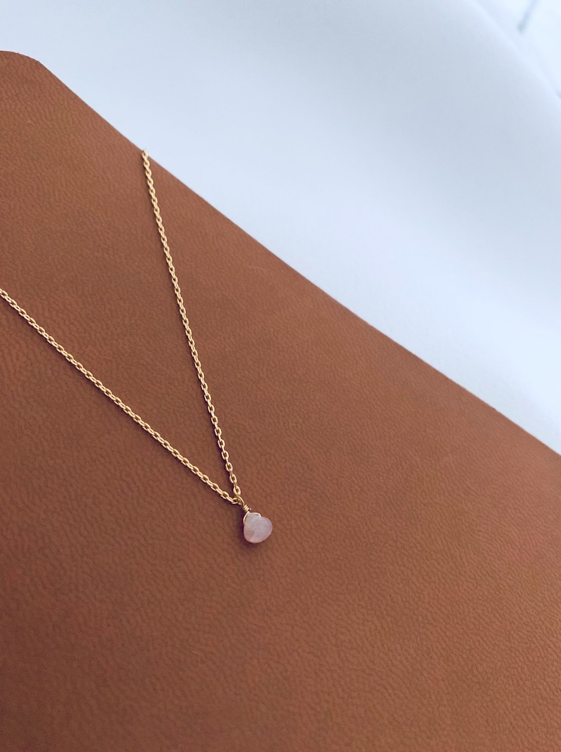 Collier fin chaine acier inoxydable pendentif pierre Agathe verte / Collier femme minimaliste chaine fine pierre naturelle goutte Quartz rose