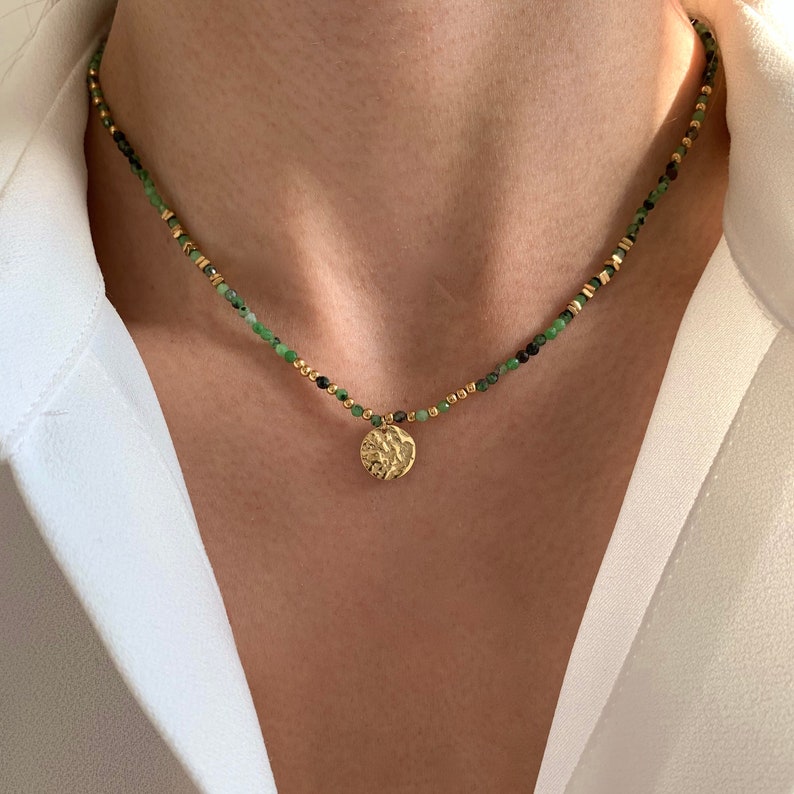 Collier pierre naturelle Tourmaline verte / Collier femme perles pendentif rond acier inoxydable Tourmaline verte