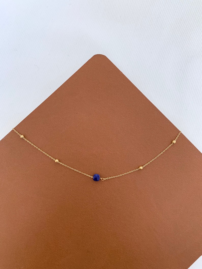 Collier fin pendentif pierre Lapis Lazuli / Collier femme minimaliste chaine fine acier inoxydable / Cadeau femme Lapis Lazuli