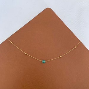 Collier fin pendentif pierre Onyx noir / Collier femme minimaliste chaine fine acier inoxydable / Cadeau femme Agate verte