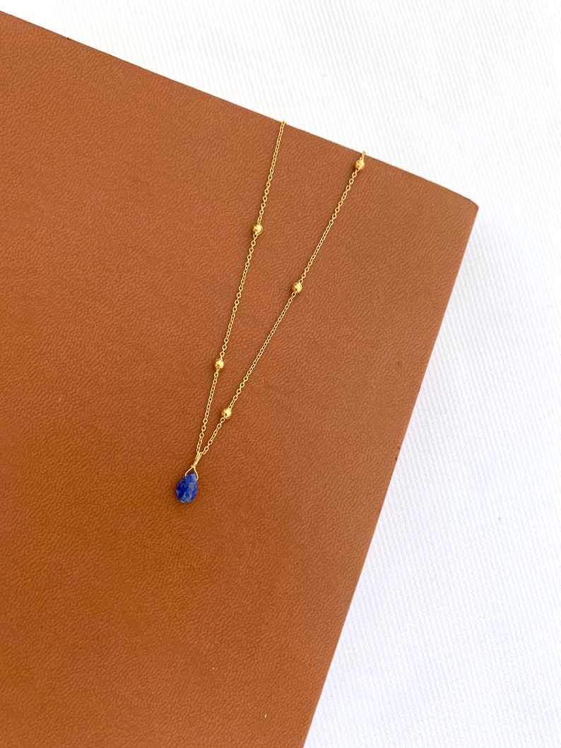 Collier fin pendentif pierre labradorite / Collier femme minimaliste chaine acier inoxydable / Cadeau femme Lapis Lazuli