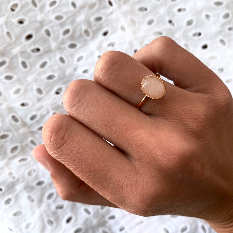 Golden women's ring with fine gold rose quartz stone / Adjustable gold ring / Adjustable ring 