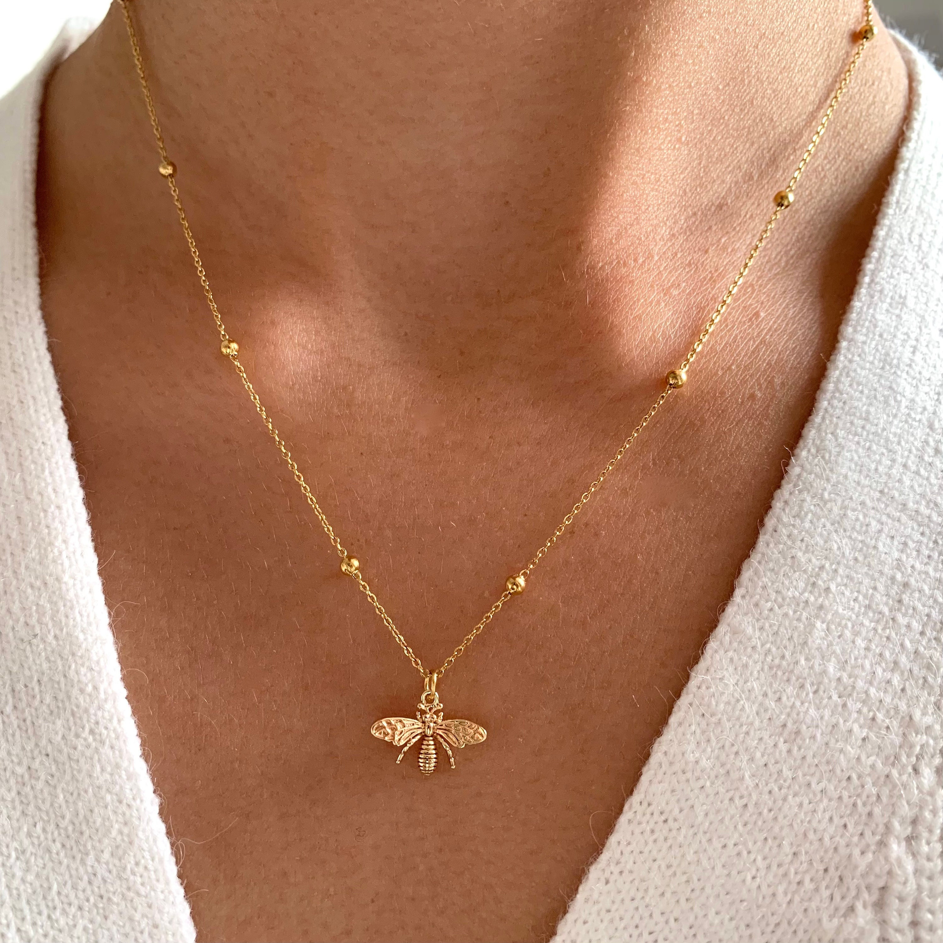 Designer bee necklace deals