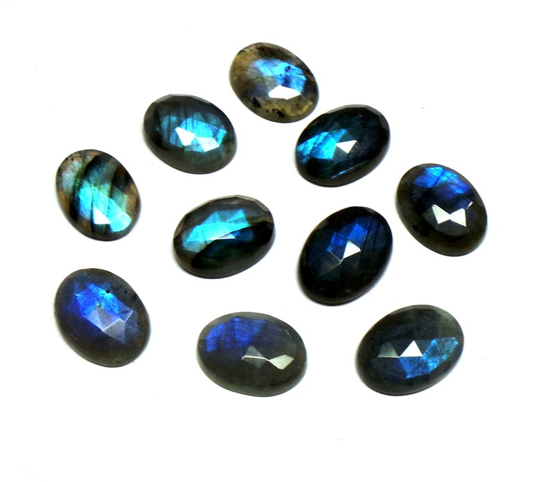 5 psc Lot. Labradorite Rose Cut Cabochon 20x15 mm Natural Blue Fire Labradorite Cabochon Labradorite Oval Cut Cabochon 73 Cts