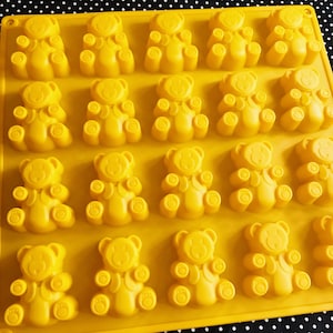 20 cavities Bear silicone soap mold bear soap mold bear chocolate molds Oval plaster mold Ice mold silicone mold resin mold candle mold