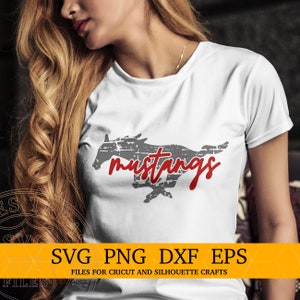 Mustangs Svg Files For Cricut, Football Svg, Png, Dxf, Eps, File di taglio, Design della camicia, File di stampa, Png stampabile, Mustangs Shirt svg