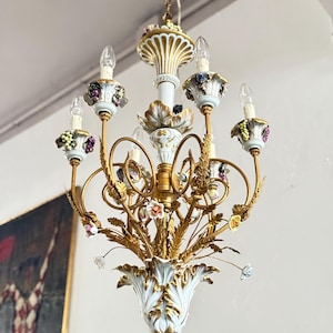 Antique Italian Chandelier Gold Tole and  Ceramic Chandelier Capodimonte Ceiling Light Antique Pendant Lighting Romantic Chandelier