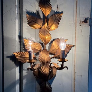 Antique Italian Tole Gilded Wall Sconce Hollywood Regency Gilt Metal Wall Sconce Florentine Sconce