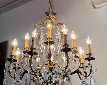 Grand lustre italien antique en bronze, plafonnier en fer forgé, lustre antique avec gouttes de cristal lustre florentin