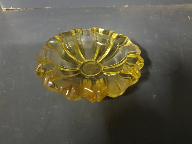 Vintage 1970s Yellow Glass Ashtray Etsy